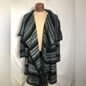 Womens Sweater. Black, Green, Grey. Size M/L. Kensie